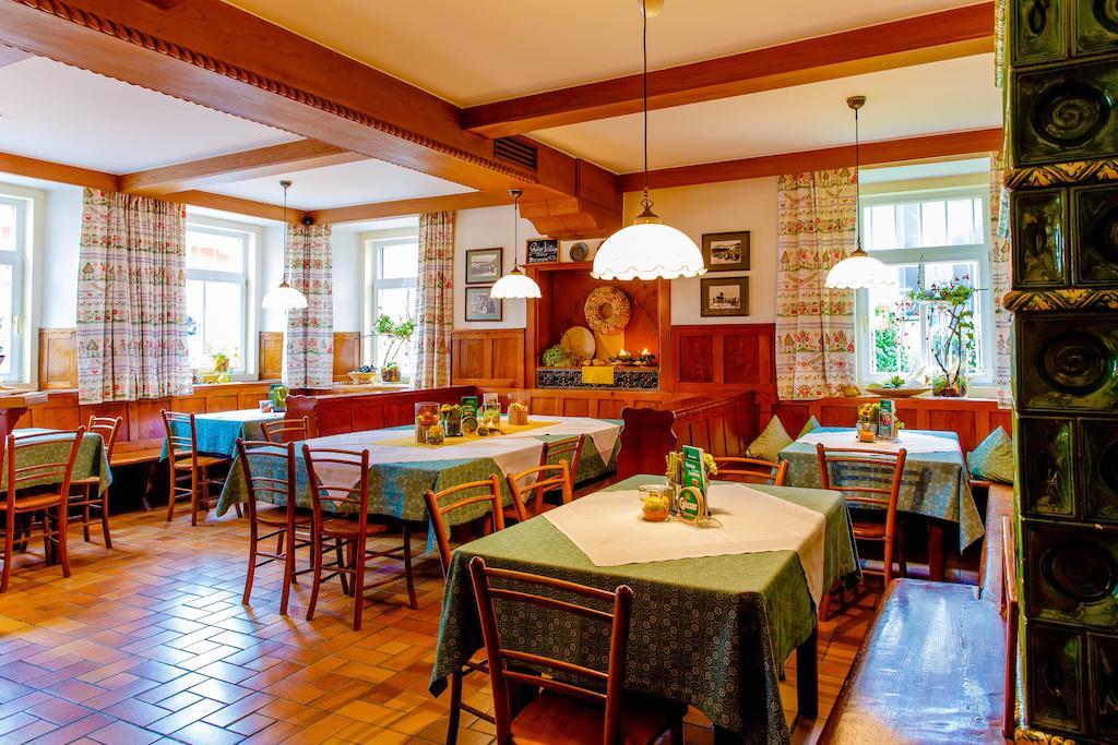 Weißkirchen in Steiermark Gasthof Braeuer - Familie Eibensteiner מראה חיצוני תמונה