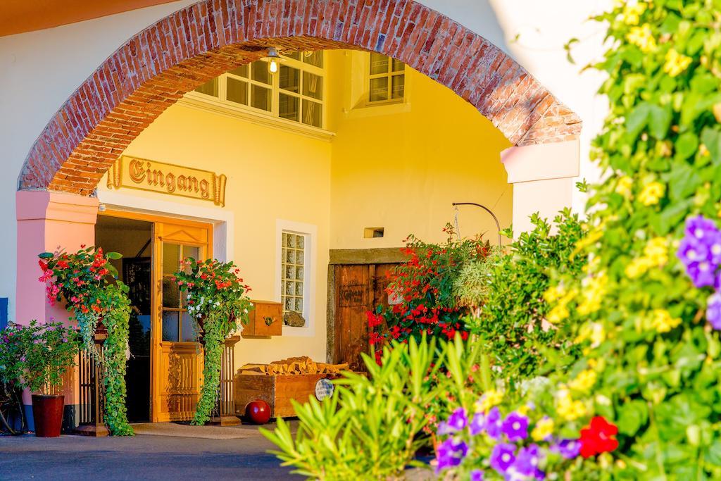 Weißkirchen in Steiermark Gasthof Braeuer - Familie Eibensteiner מראה חיצוני תמונה